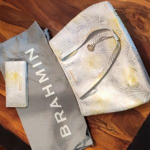 Brahmin handbag with matching wallet